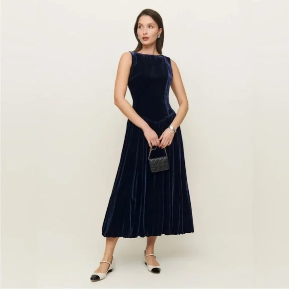 Reformation Elvira Velvet Boat Neck Open Back Midi Maxi Dress Navy NWT Size 6 - Picture 2 of 16